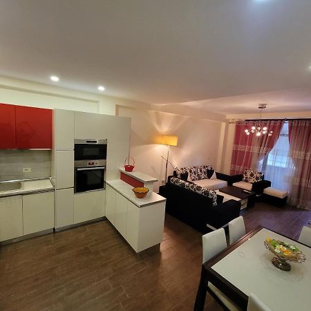 Spacious And Cozy Apartment Tirana Bagian luar foto