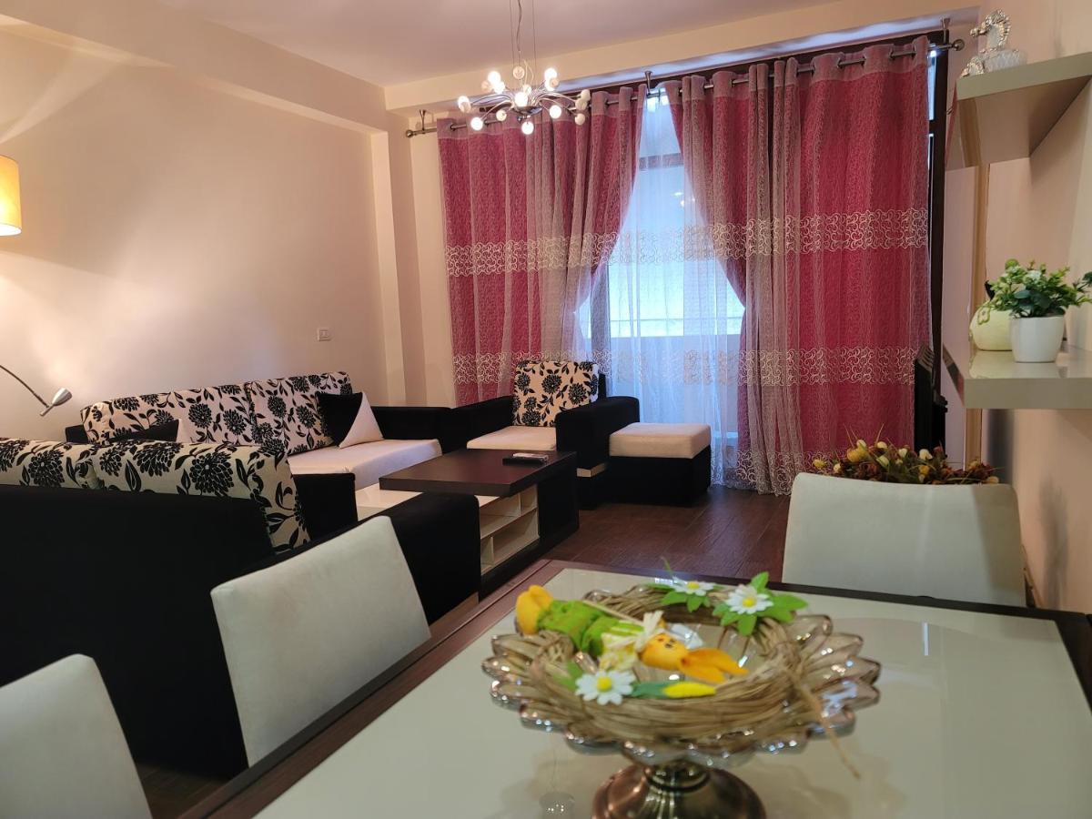 Spacious And Cozy Apartment Tirana Bagian luar foto