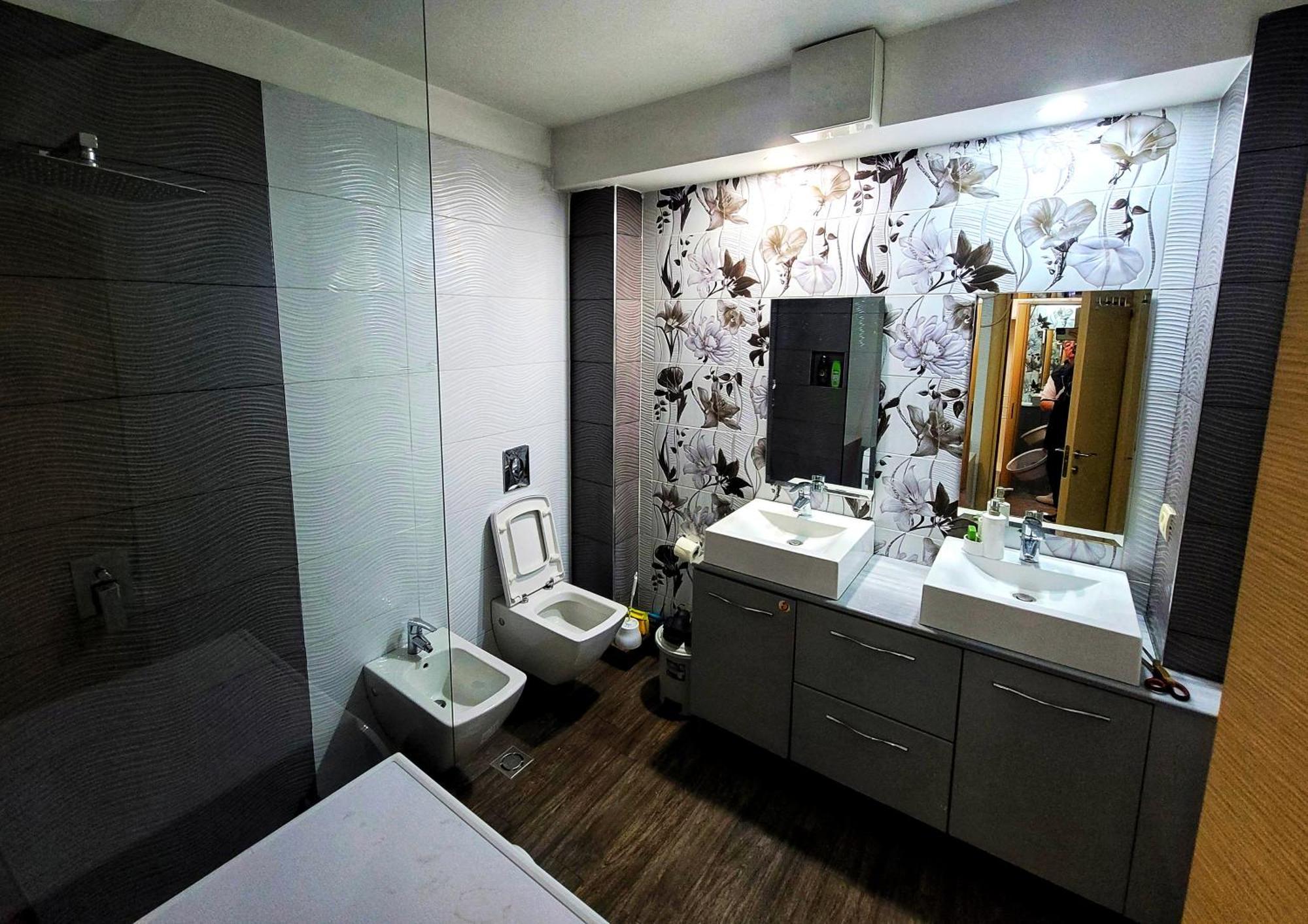Spacious And Cozy Apartment Tirana Bagian luar foto